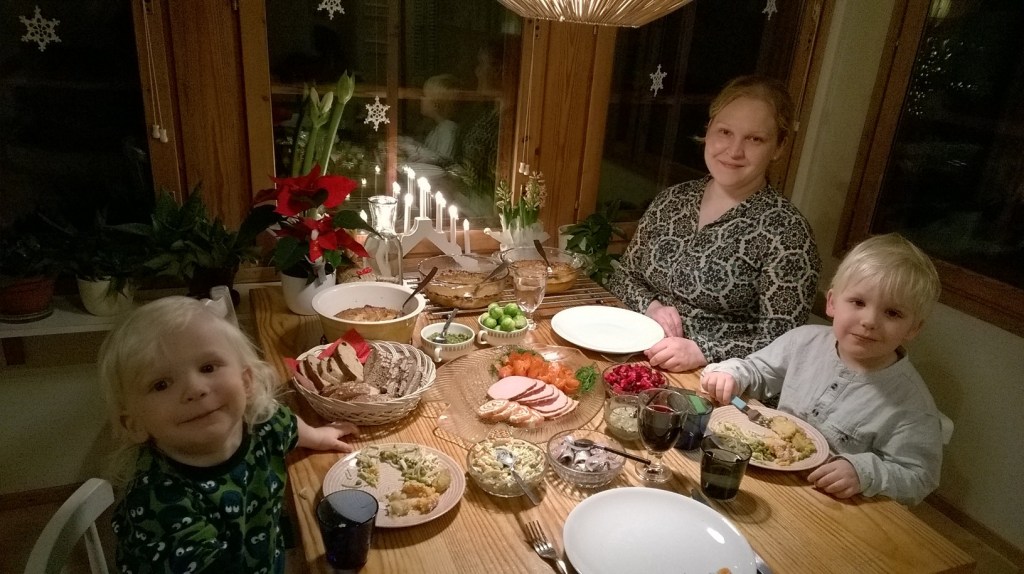 JOULUPOSTIA ESPOOSTA LÄHES REAALIAJASSA