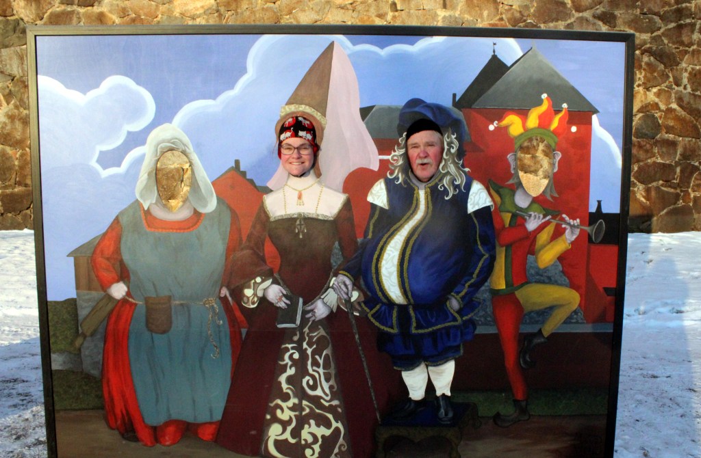 LINNANNEITO ANNA JA RITARI JUSSI