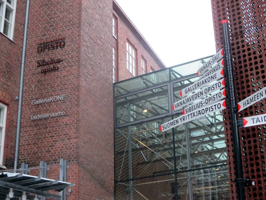 VANAJAVEDEN OPISTO ON SUOSIKKINI