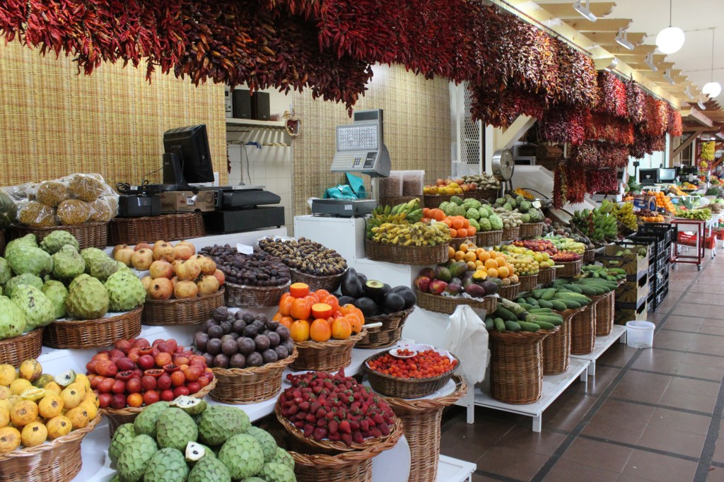 HERKKUHEDELMIÄ SAI MAISTELLA