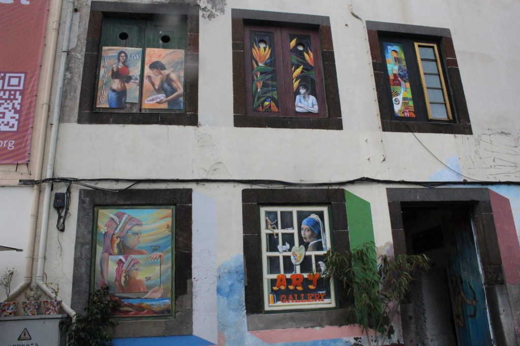 TAIDETALO BUSSIASEMAN LÄHELLÄ