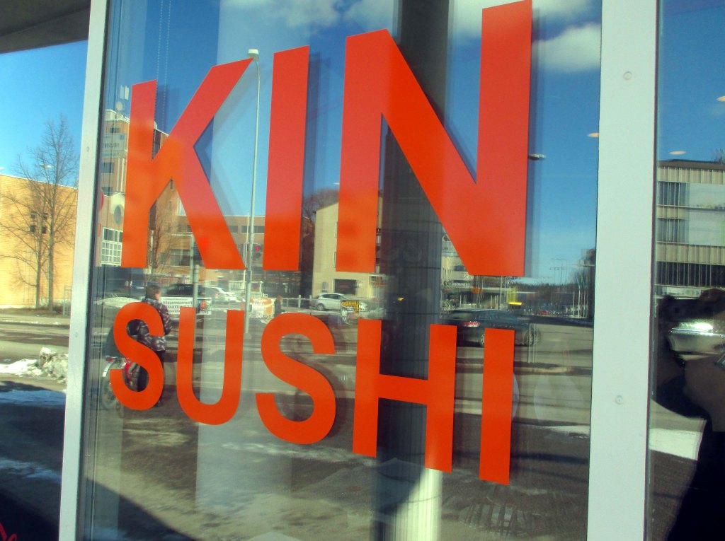 LOISTAVA SUSHIRAVINTOLA JÄRVENPÄÄSSÄ