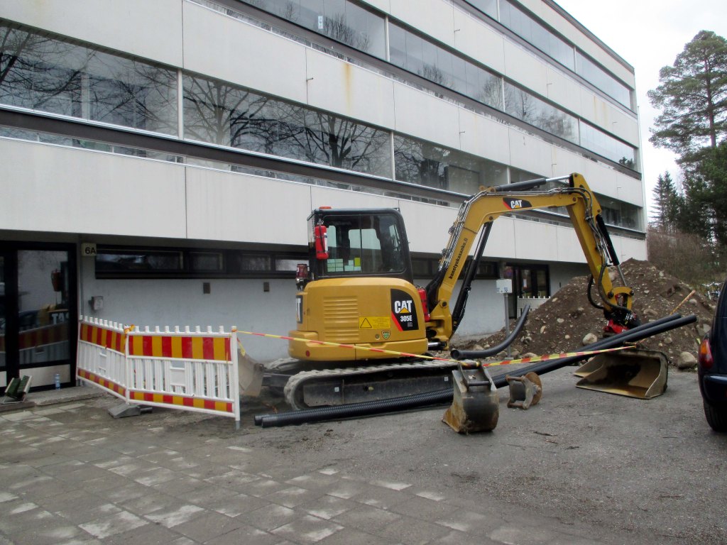 JULKISIVUSANEERAUS ALKOI