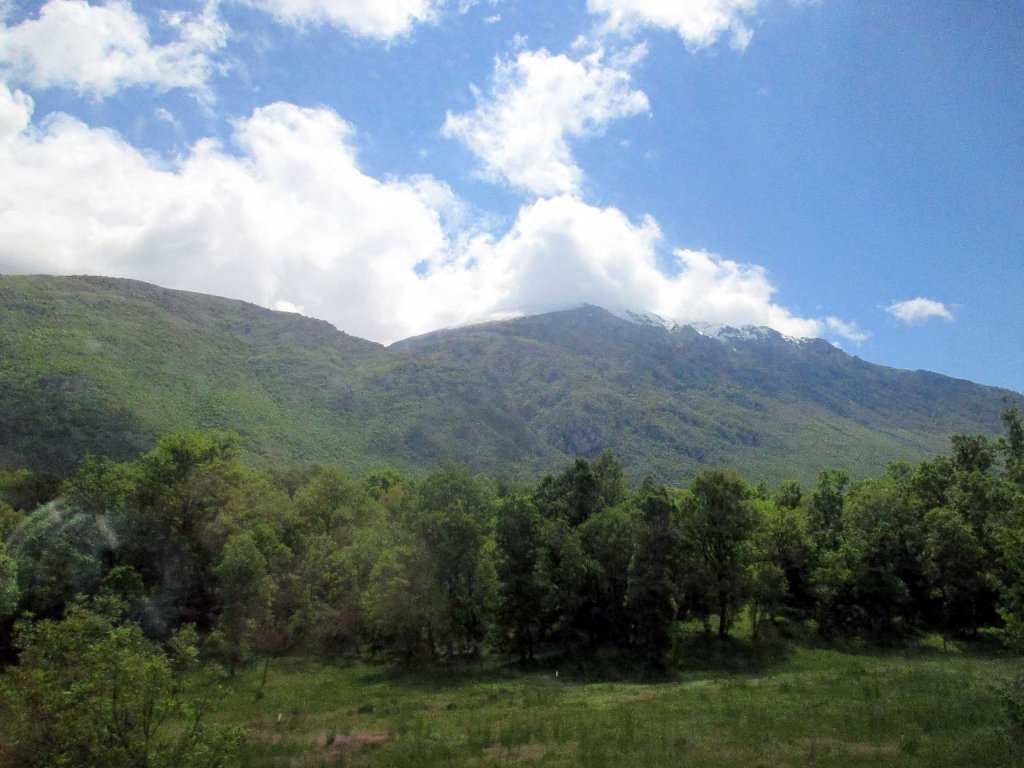 AJOIMME VUORISTOTIETÄ OHRID-JÄRVEN ETELÄPÄÄHÄN