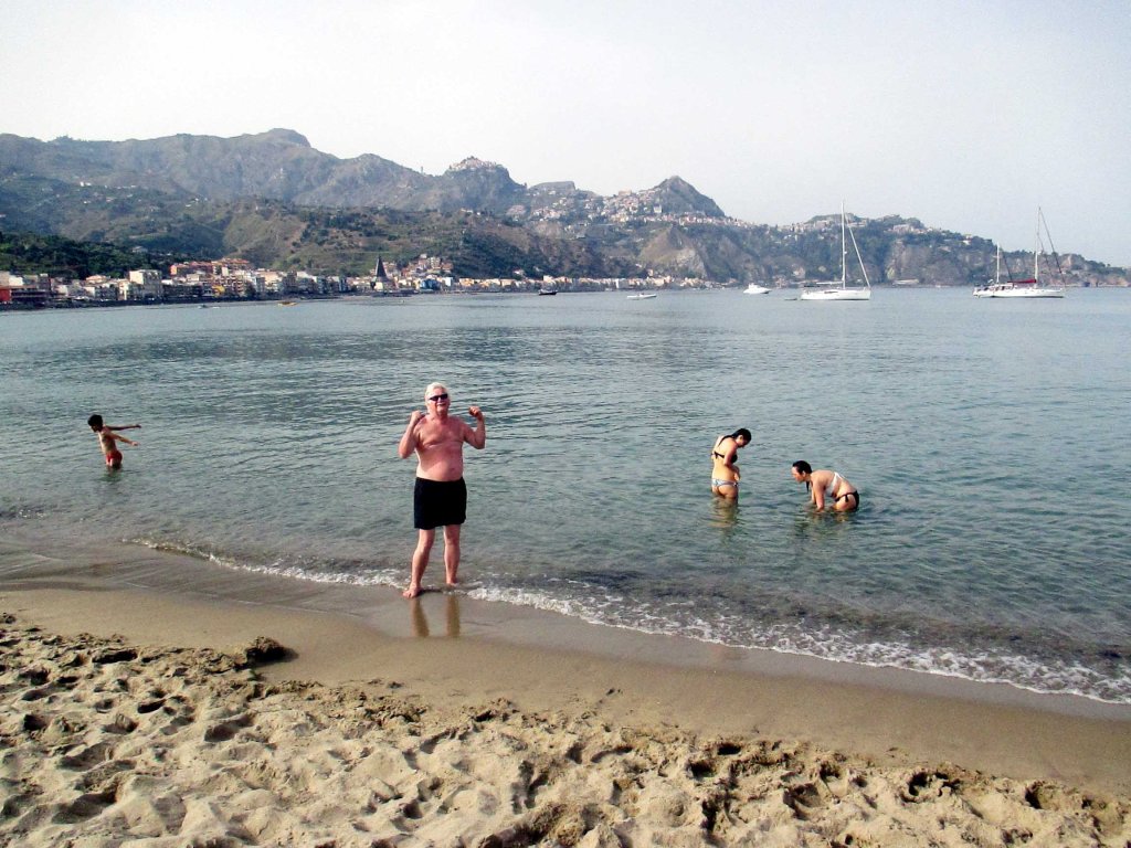 JUSSI PULLISTELI, KOHTA HÄN UI - VAAN MITEN KÄVIKÄÄN