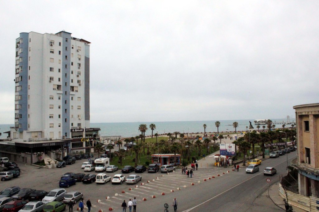 DURRESIN SATAMAKAUPUNKI