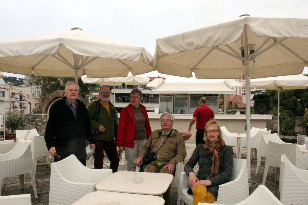 KAHVIHETKI TORNIRAVINTOLASSA