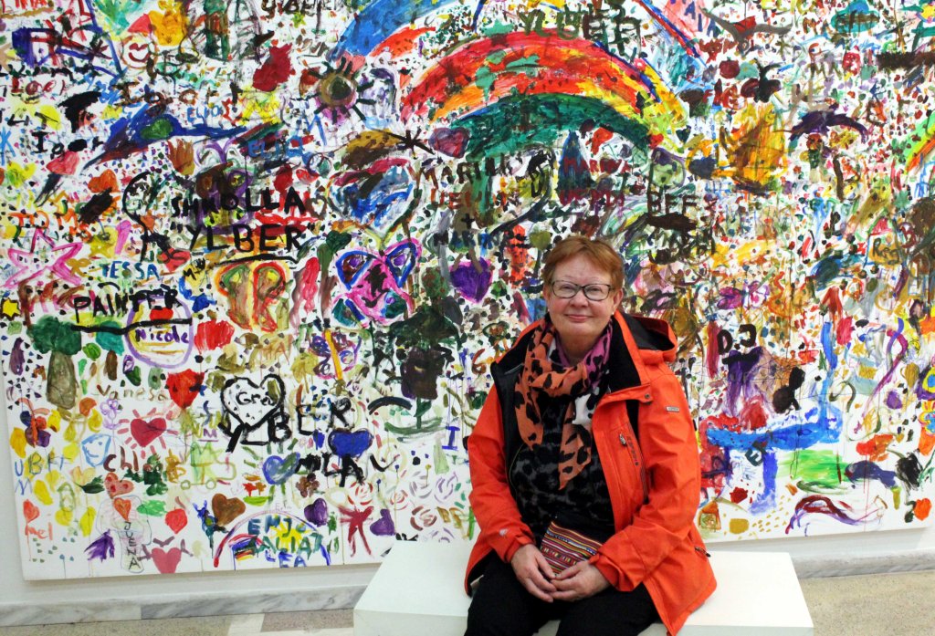 TAIDEMUSEON AULASSA SAI KUVATA