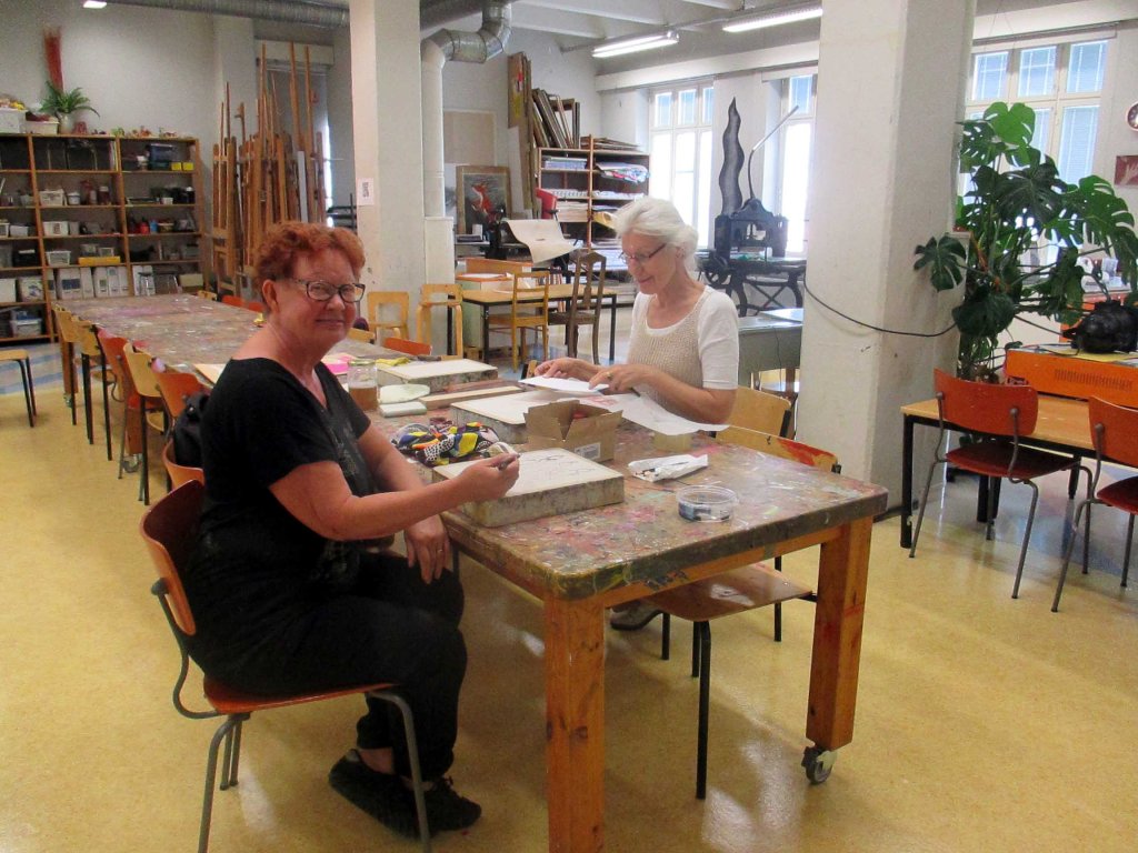 ARXIN KUVATAIDELUOKKA ON AVARA