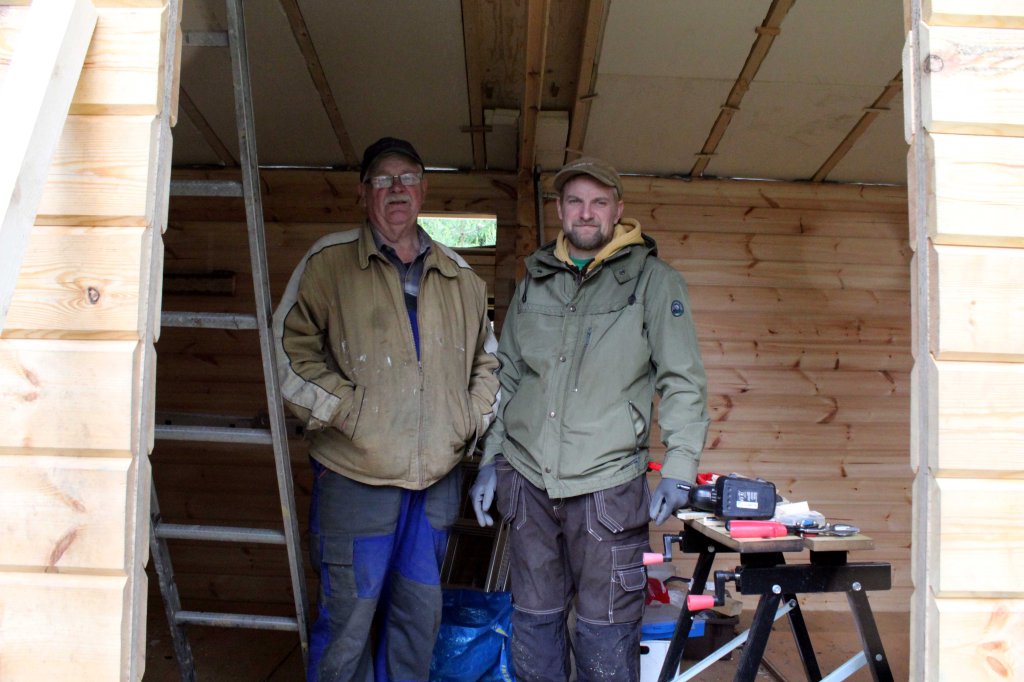 TYÖMIEHET EIVÄT SÄÄTÄ PELKÄÄ