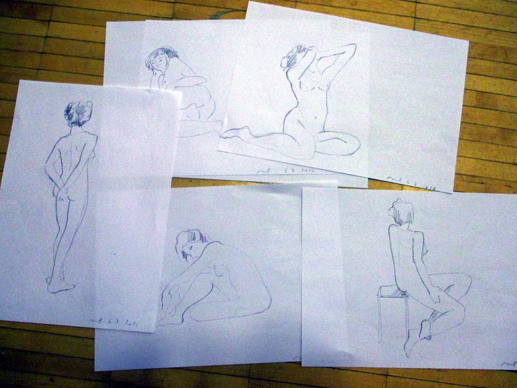 AAMUCROQUISPIIRROKSIA