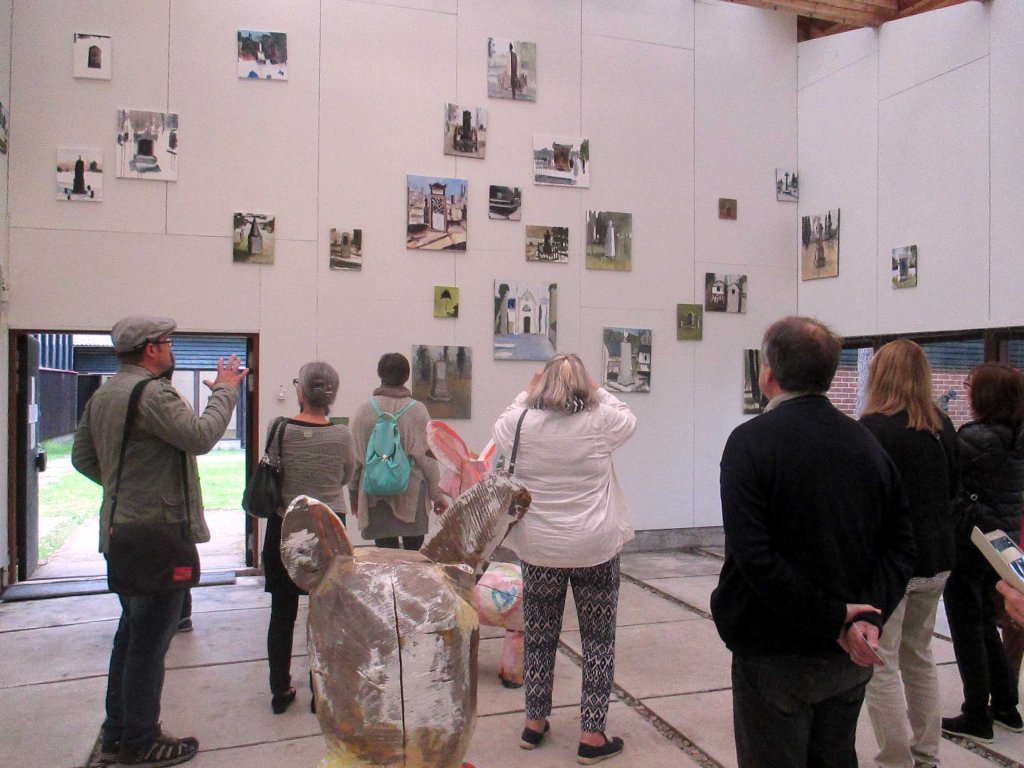 MAALAUSKURSSILAISET PURNUSSA