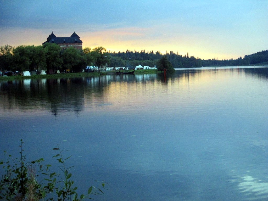 IDYLLINEN ILTA PERJANTAISATEEN JÄLKEEN