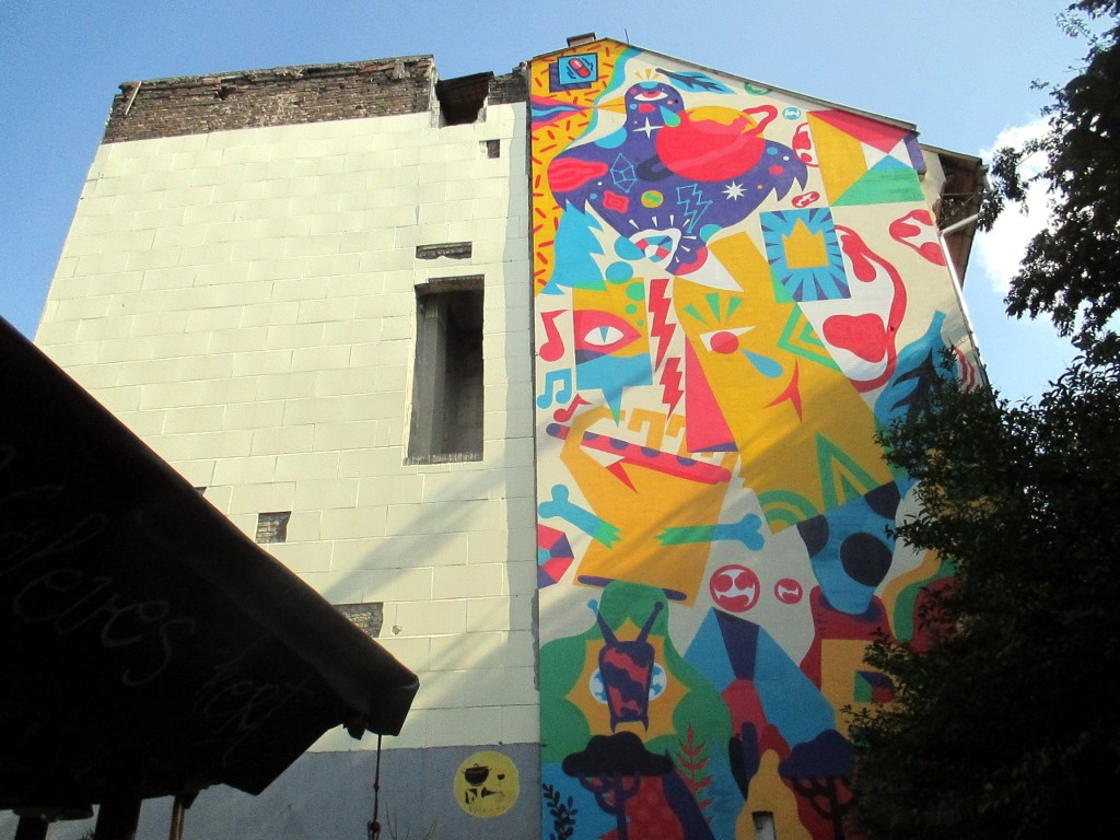 SEINÄMAALAUSILOITTELUA