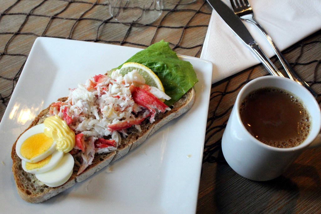 YLELLINEN KUNINGASRAPULEIPÄ VIRKISTI