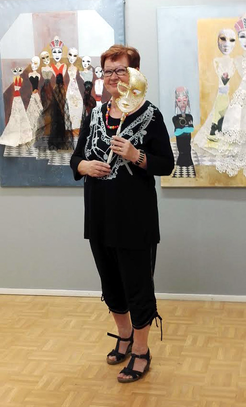 NAAMIOTAITEILIJA MARJALEENA