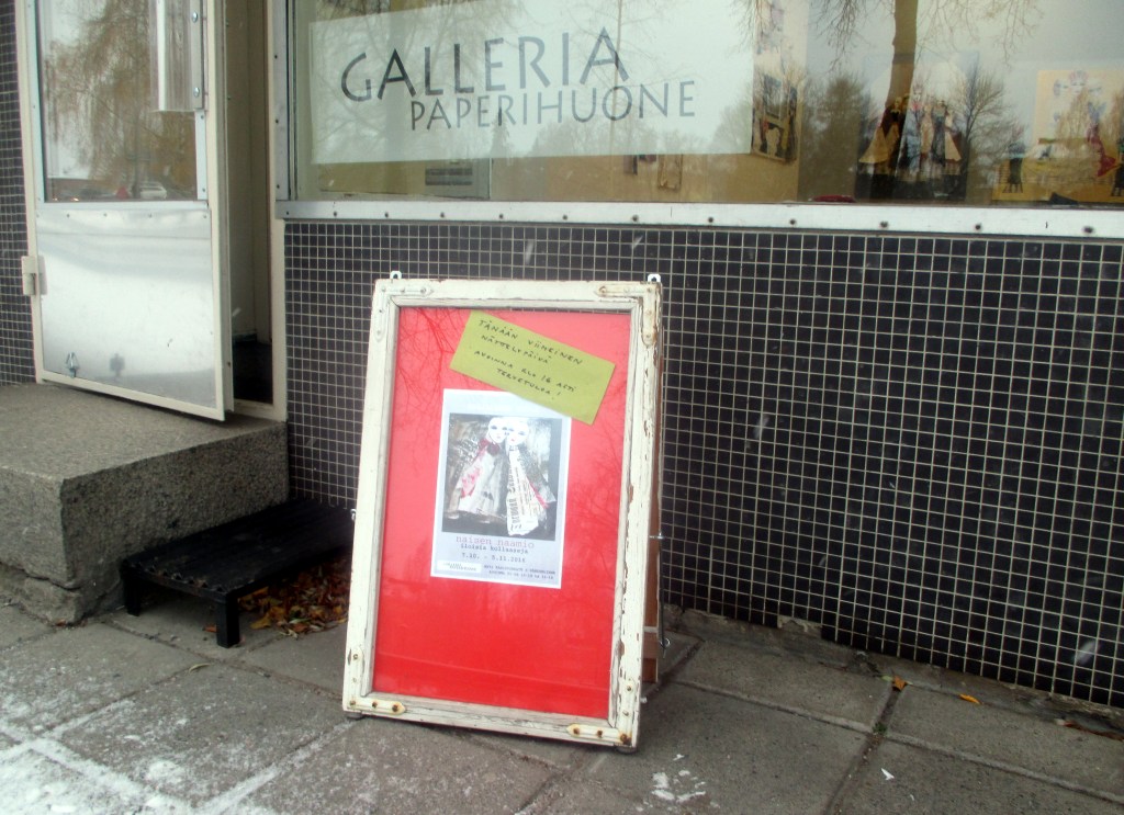 NAISEN NAAMIO -NÄYTTELY OLI PYHÄINPÄIVÄNÄ VIIMEISTÄ KERTAA AVOINNA