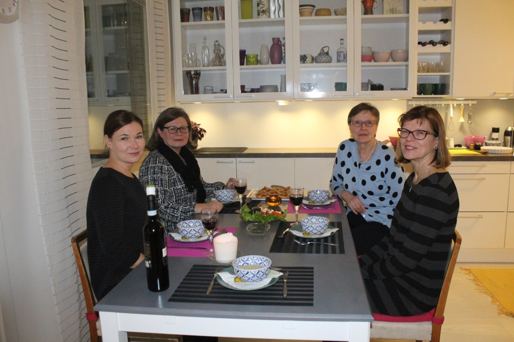 ILTAPALALLA UUDESSA KODISSAMME