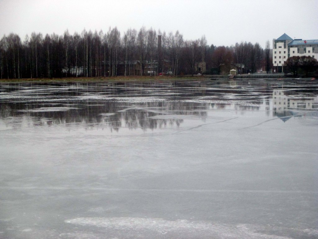 JOULUKUUN HÄMÄRÄÄ