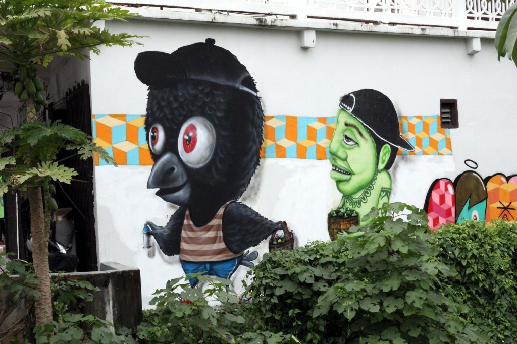 HAUSKOJA GRAFFITTEJA