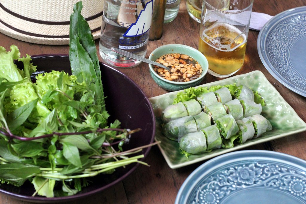 TUOREITA KEVÄTKÄÄRYLEITÄ - NAM-NAM