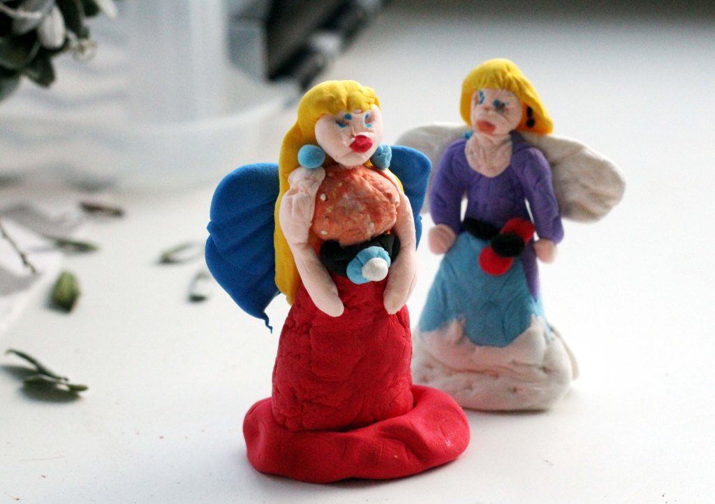 ENSIMMÄISET ENKELINI