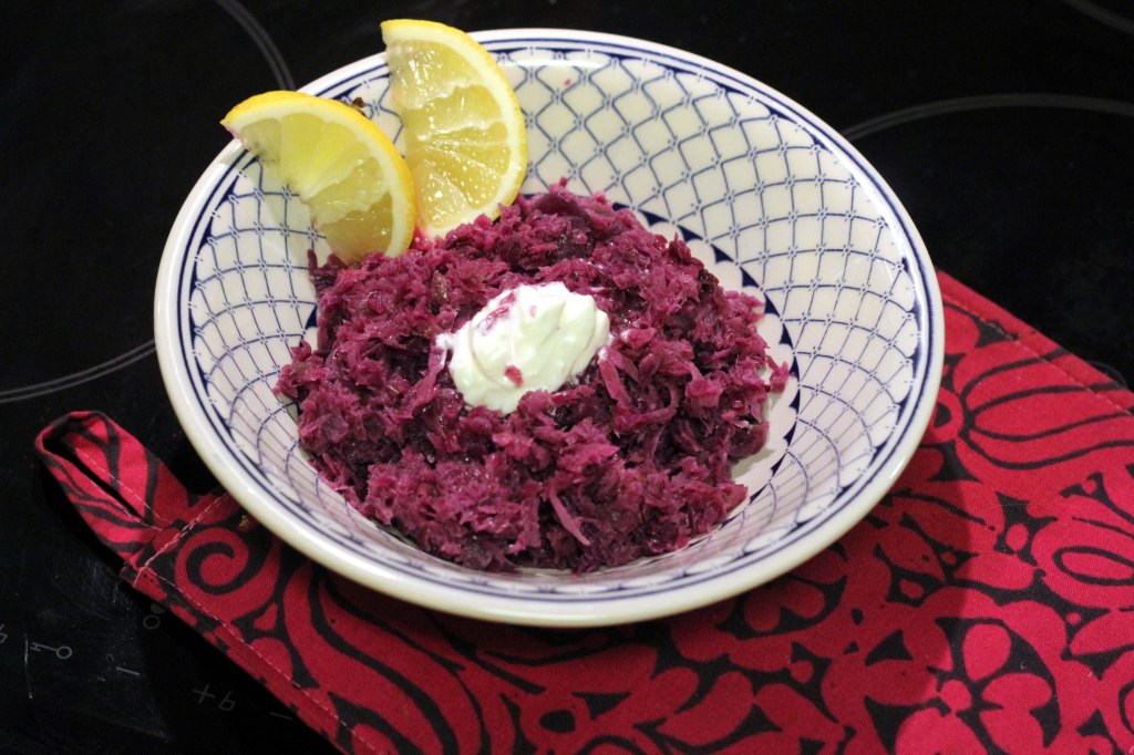 HAUDUTETTUA PUNAKAALIA