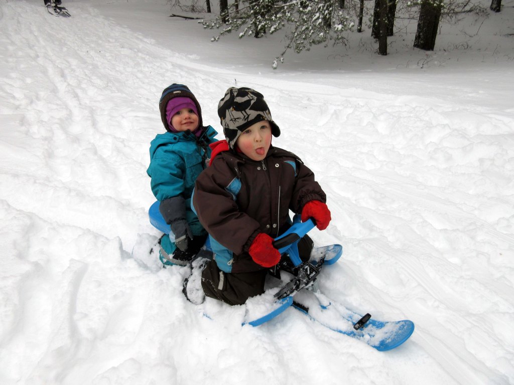 SAMU JA MISKA VAUHDISSA