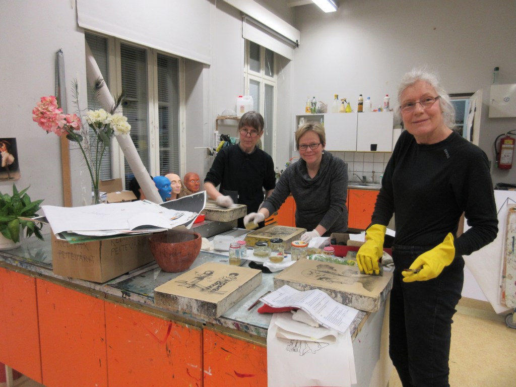 PIRJON, PETRAN JA PAULAN KANSSA LITOGRAFIAHOMMISSA