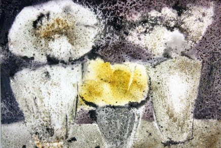 syksyisiä maalauksia työhuoneella