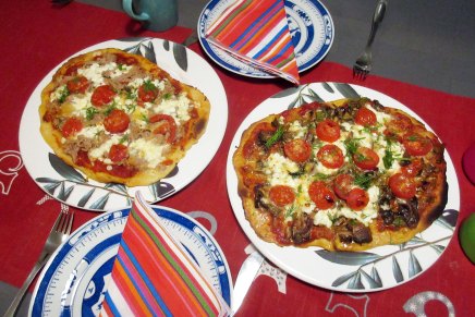 suppilovahvero- ja tonnikalapizza&nbsp;kotikonstein