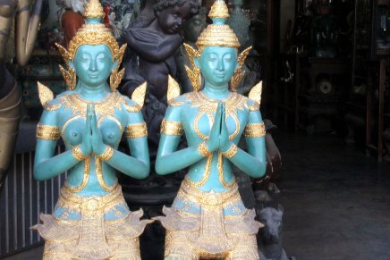 huhtikuussa paistaa thaiaurinko