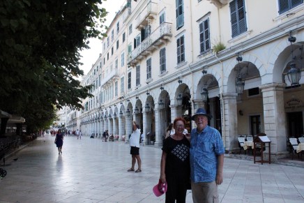 iltaretki korfun vanhaan&nbsp;kaupunkiin