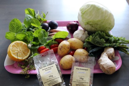 kaalikeitto aasiamaustein