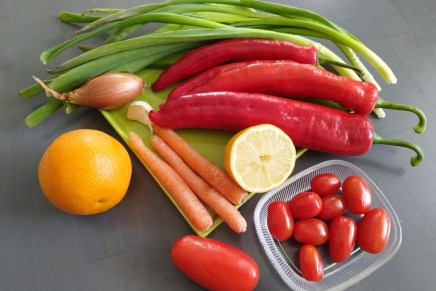 paahdettuja suippopaprikoita