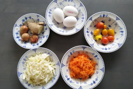 kaali- pinaatti- ja&nbsp;rahkalettuja