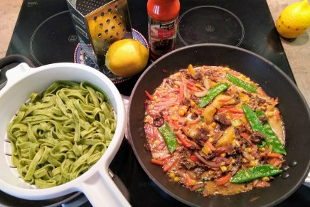 wokkivihanneksia thaitapaan