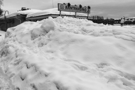 terassikelejä odotellessa