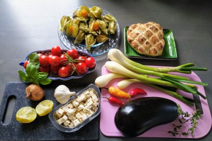 munakoisovuoka ja suppilovahveroita