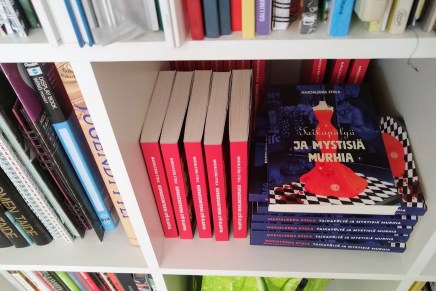 vuodenaikaan nähden lämmintä