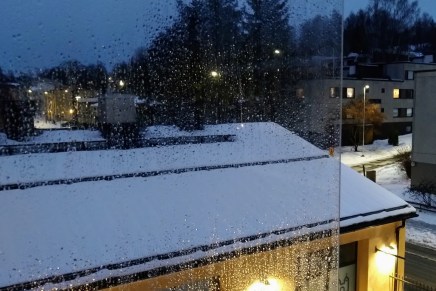 räntää, vettä, jäätä, tuulista,&nbsp;liukasta